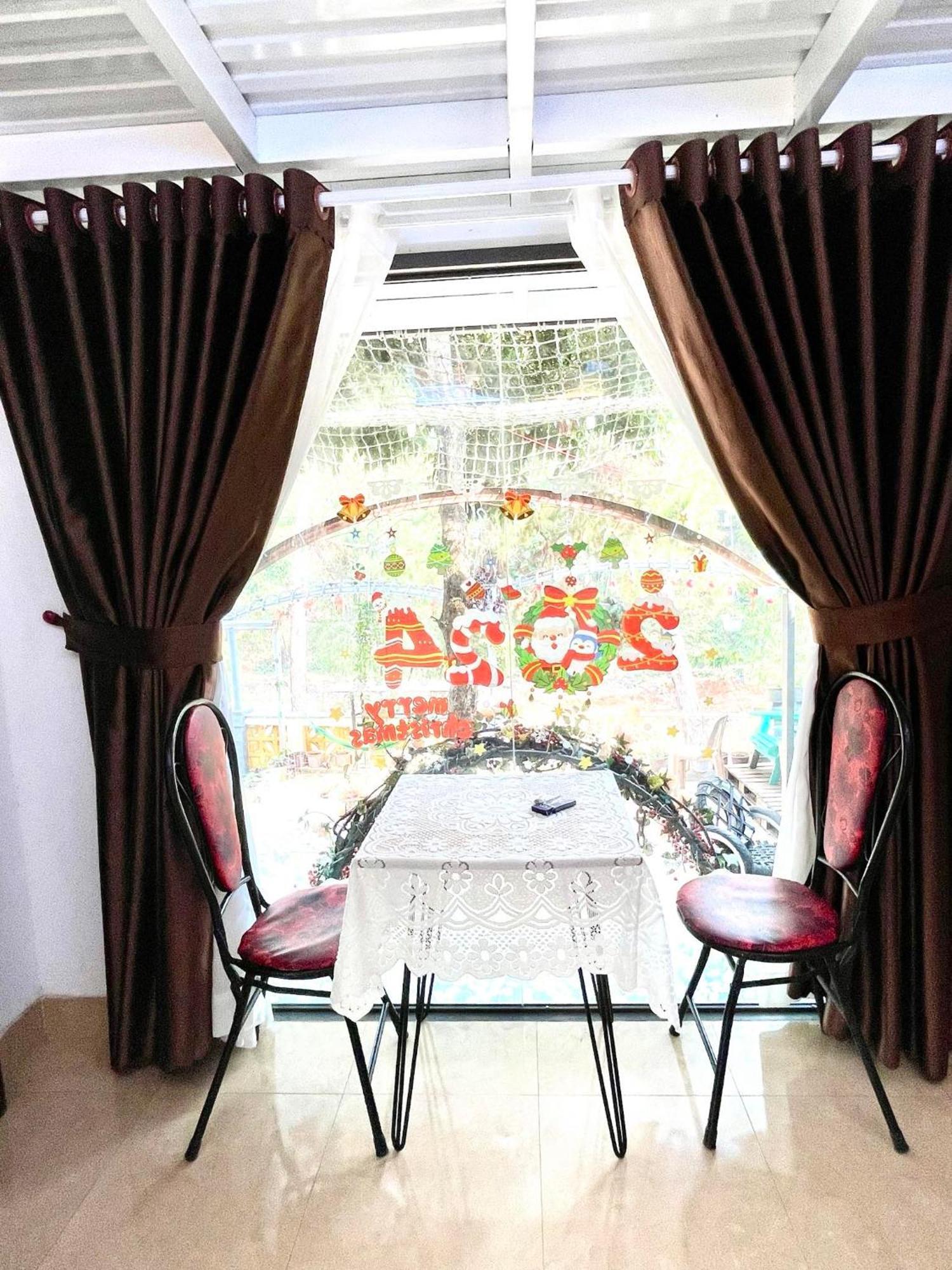 Lake View Homestay Pleiku Luaran gambar