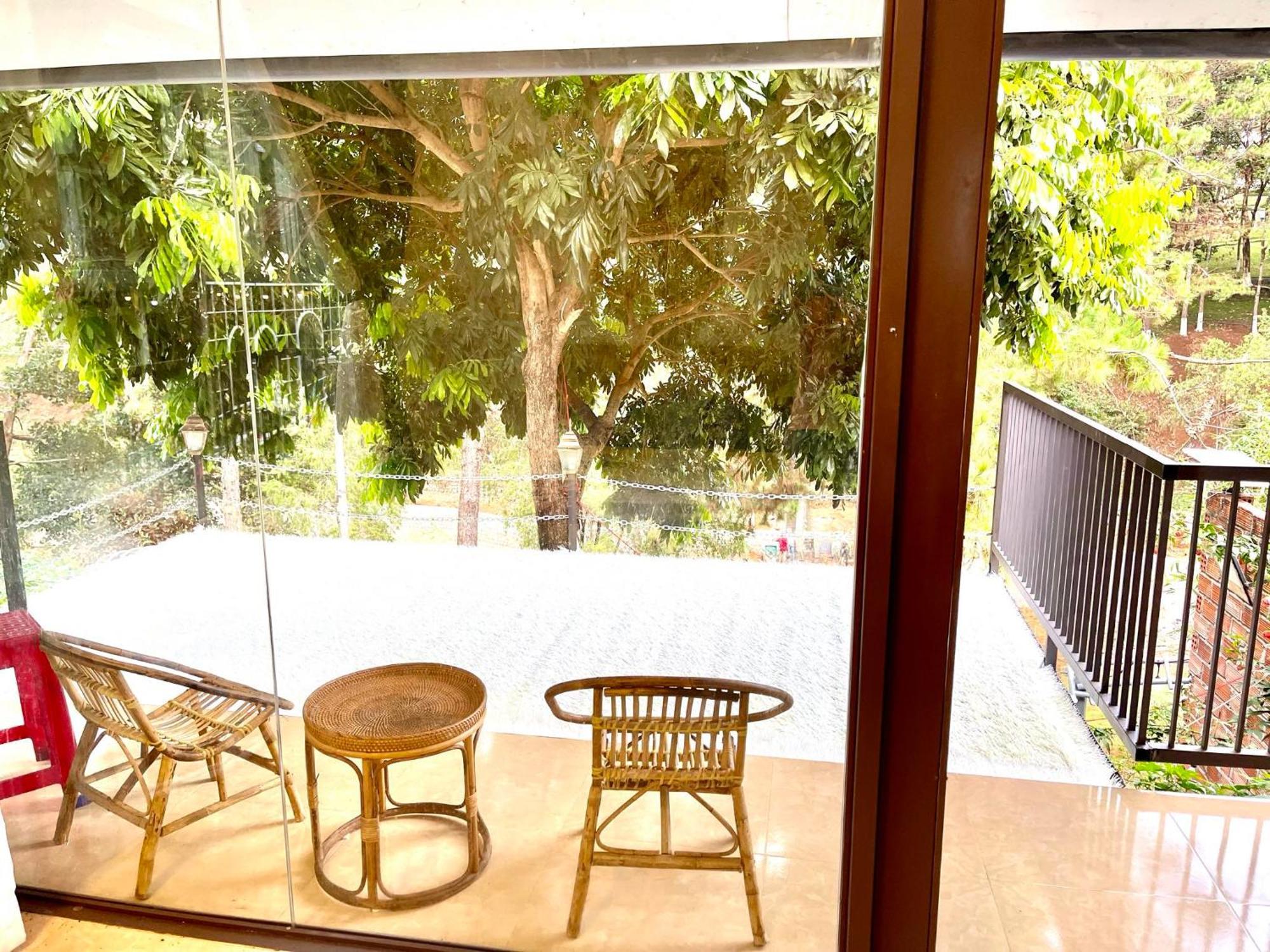 Lake View Homestay Pleiku Luaran gambar